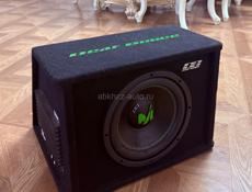 Продам саб со встроенным уселком