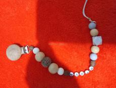 Держатели для пустышек 