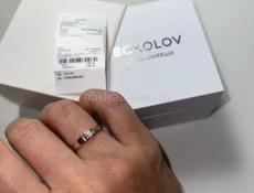 Кольцо из золота с бриллиантом размер 15,5