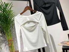 В наличии женская одежда 