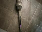 Граната внешняя задняя 6000, задняя правая внутренняя граната с валом 8000 ,тормозные диски передние две штуки 10 000, передняя стойка с пневмо подушкой с амортизатором 10 000