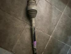 Граната внешняя задняя 6000, задняя правая внутренняя граната с валом 8000 ,тормозные диски передние две штуки 10 000, передняя стойка с пневмо подушкой с амортизатором 10 000