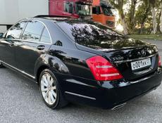 Mercedes-Benz S-Класс