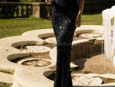 Платье сшито на индивидуальный заказ. Размер s 