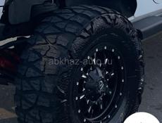 Шины r17 37/13.5