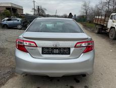 Тойота Камри 2.4 год 2014 