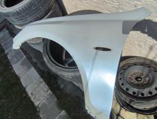 Крыло переднее левое 