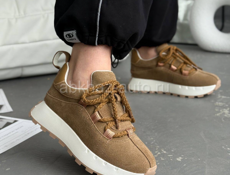 Женская одежда обувь сумки 