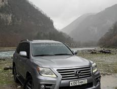 Lexus LX