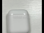 Продам айрподс 2 оригинал как новые в идеале срочно покупал за 15 отдам дешевле 