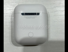 Продам айрподс 2 оригинал как новые в идеале срочно покупал за 15 отдам дешевле 