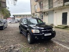 Toyota Sequoia