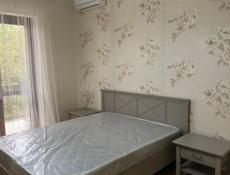 Сдается 2 х комнатная квартира до июня в центре 