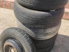 Продам очень срочно 15 размер покрышак 2,14размера  и 3,15 размер 