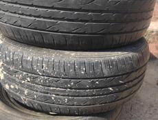 Продам очень срочно 15 размер покрышак 2,14размера  и 3,15 размер 