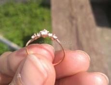 Срочно продоётсч калцо золотое.