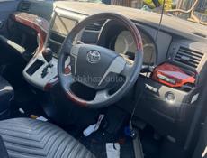 Тойота Валфаер 2.4 и тд 