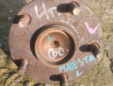 Лексус 3.5  ступица комплект