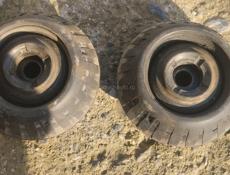 Хонда фит 1.5 RS  обе чашки 