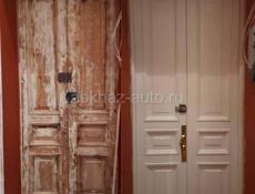 Продаются деревянные двери 🚪 8 шт  Звонить или писать на ватсап 7752026 Каждая 2500  Торг не уместен