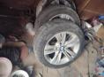 Диски в хорошем состоянии r16 подходит ей 39 e46