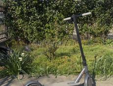 Продам электросамокат 