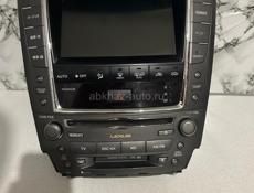 Монитор на Lexus IS 