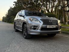 Lexus LX