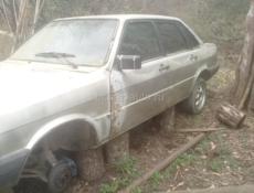 Audi 80