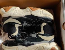 Кроссовки Fila