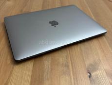 MacBook Air 13 