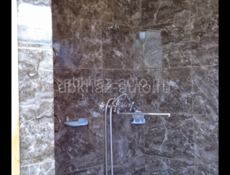 Сдам по суточно весь дом, в десяти минутах от берега в 15 минутах  пешком от центрального рынка. о.