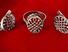 Серебро СССР Комплект серьги и кольцо .Размер кольца 17.5