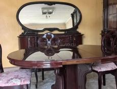 горка, дессау, стол 4 стула