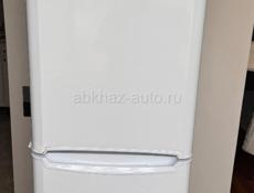 Холодильник в хорошем состоянии 