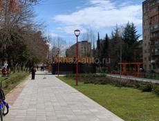 СУХУМ. Требуется продавщица 