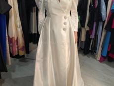 Продается новое платье 