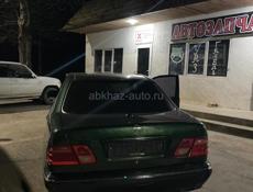 Mercedes-Benz E-Класс