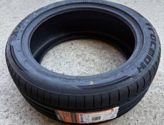 235/45/18 Тракмакс