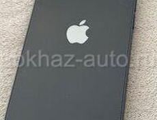 Продам iPhone 12 на 64Gb