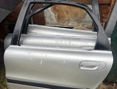 Двери на Вольво 