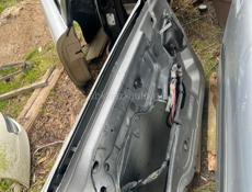 Двери на Вольво 