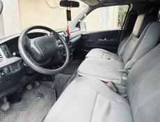 Toyota HI-ACE