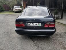 Mercedes-Benz E-Класс