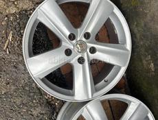 Диски r18 на тойота Лексус