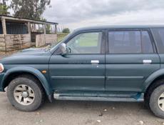 Mitsubishi Montero