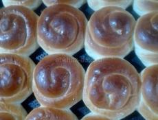 Печем булочек с начинкой и без