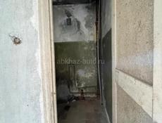 Продаю квартиру или обмен авто с доплатой и так далее 