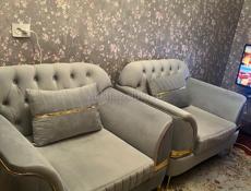 Продам новый диван с креслами 