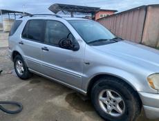 Mercedes-Benz ML
